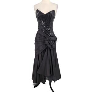 Vintage 80s Lillie Rubin Black Strapless Gown with 3D Flower Fishtail Hem